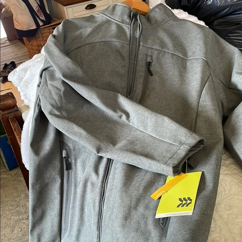 Gray Quarter-Zip Performance Jacket - Picture 1 of 7